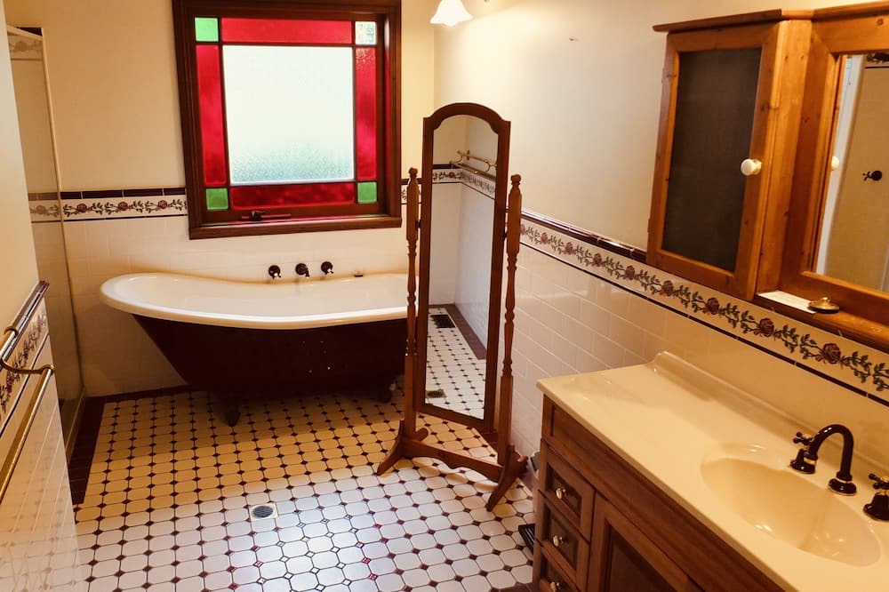 Photo of Bathroom in Mittagong
