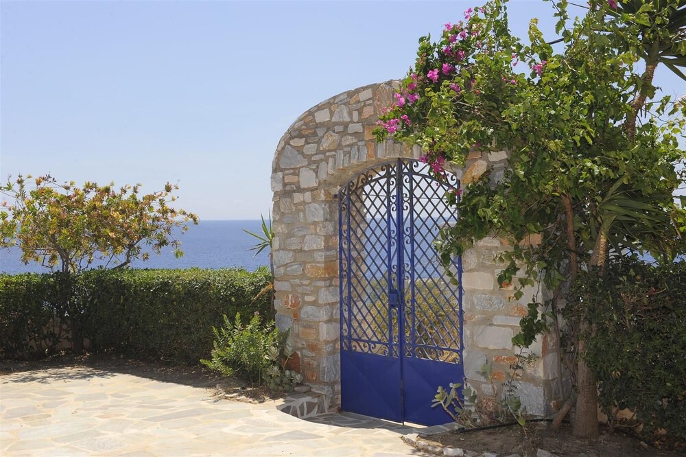 Photo of Outdoor in Megas Gialos