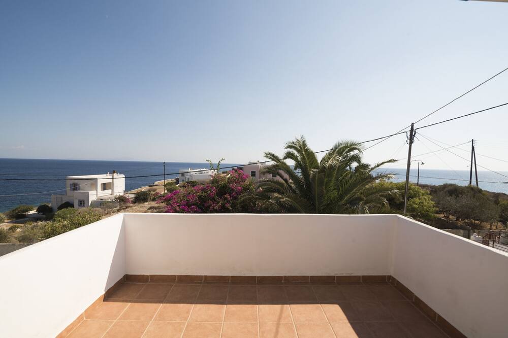 Photo of Patio Balcony in Megas Gialos