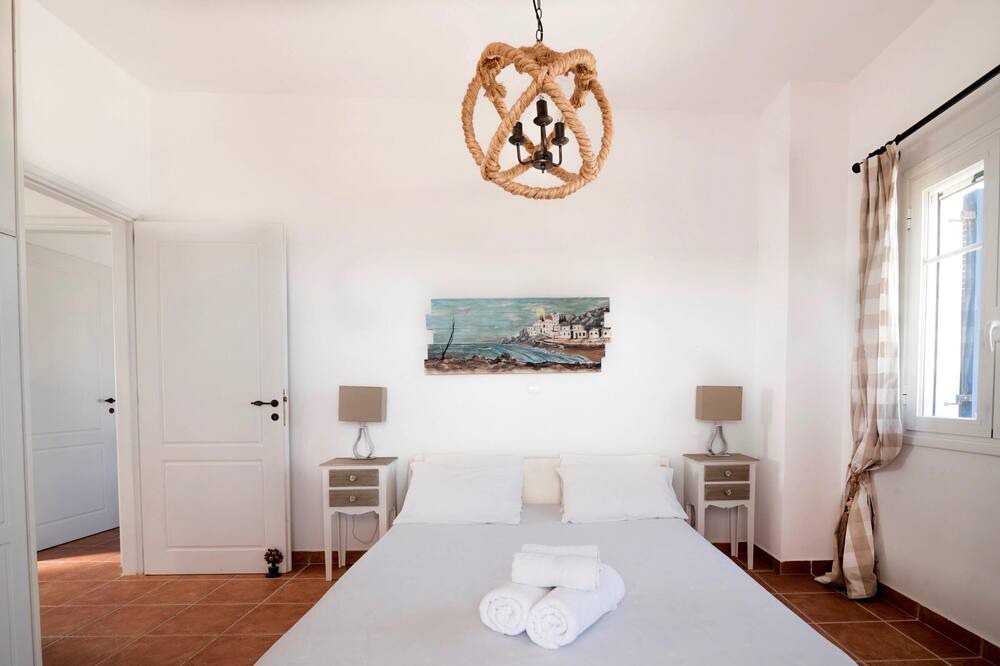 Photo of Bedroom in Megas Gialos