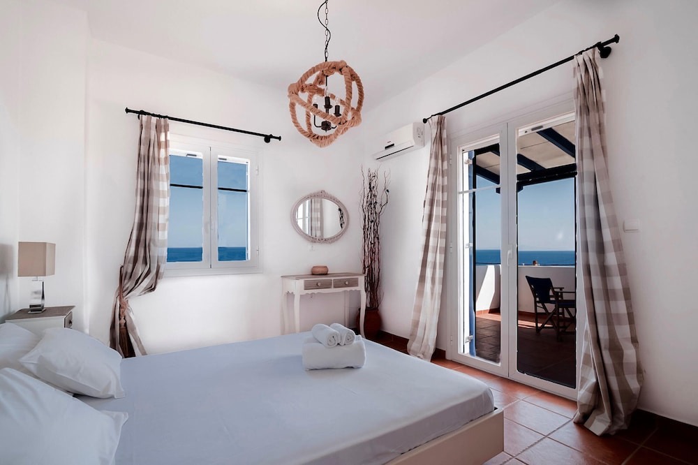 Photo of Bedroom in Megas Gialos