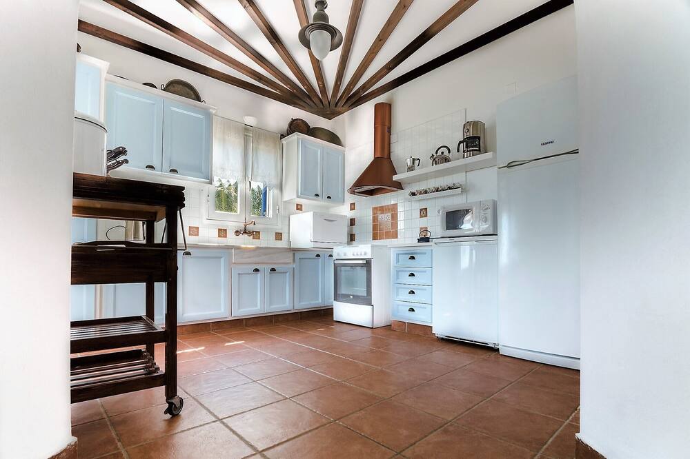 Photo of Kitchen in Megas Gialos