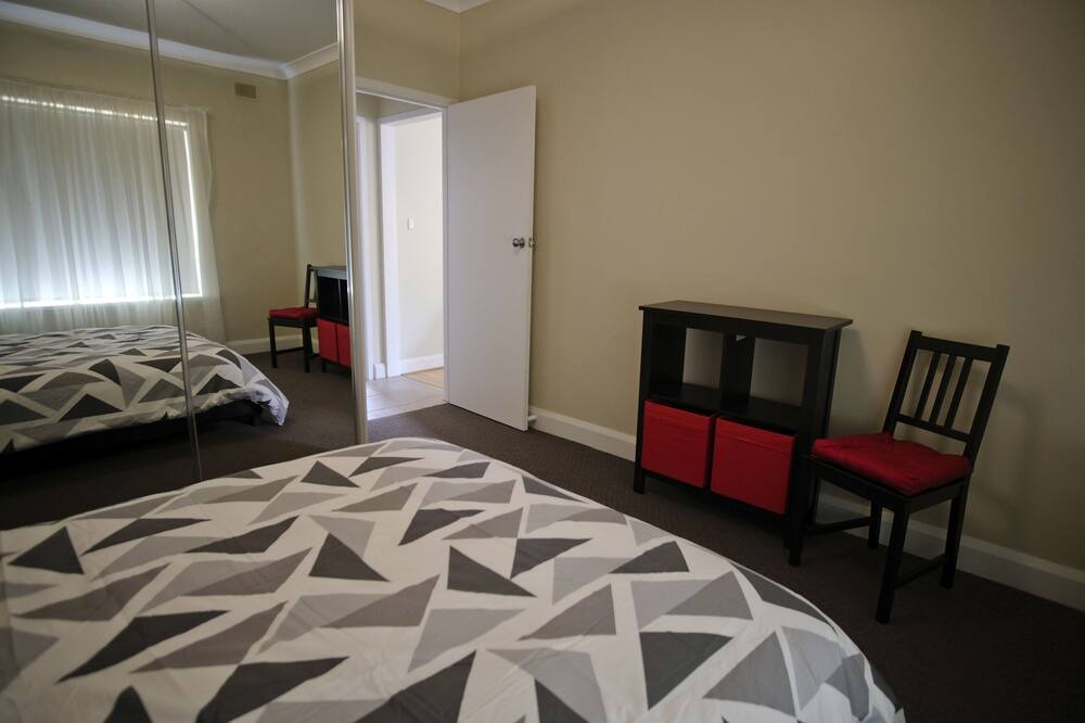 Photo of Bedroom in Henley Beach South