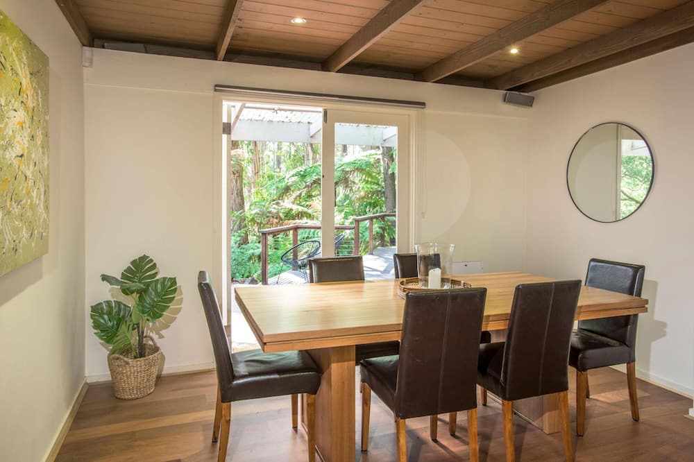 Photo of Livingroom in Kalorama