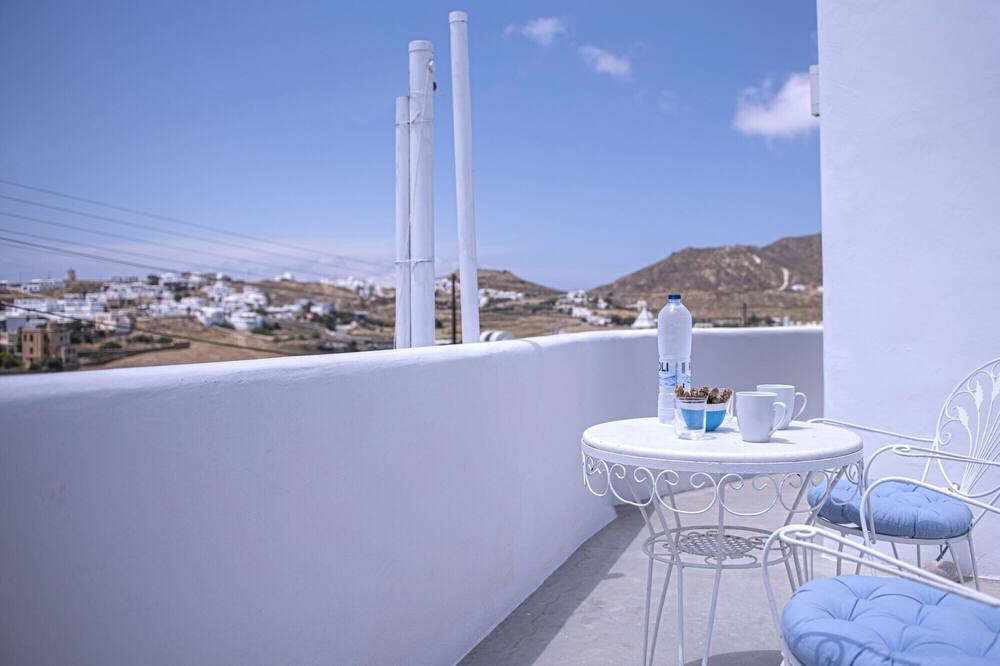Photo of Patio Balcony in Ano Mera