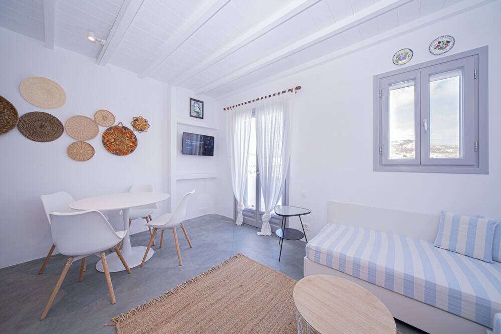 Photo of Livingroom in Ano Mera