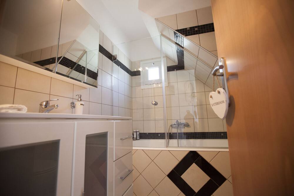 Photo of Bathroom in Kiotari