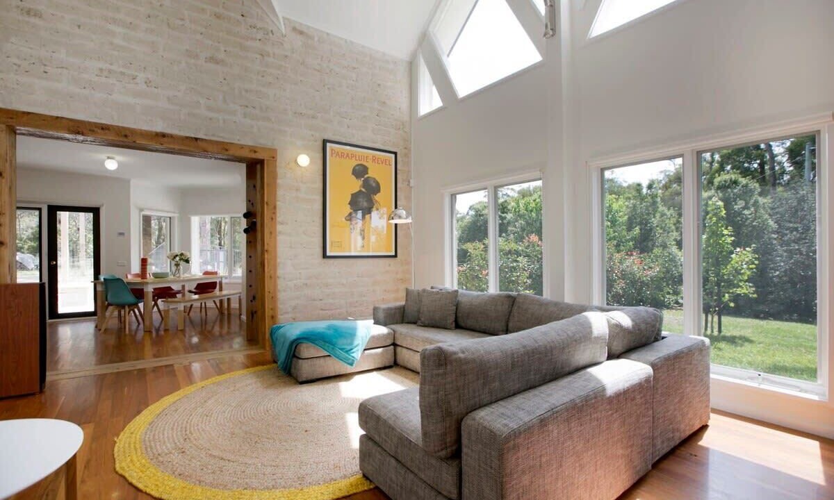 Photo of Livingroom in Red Hill