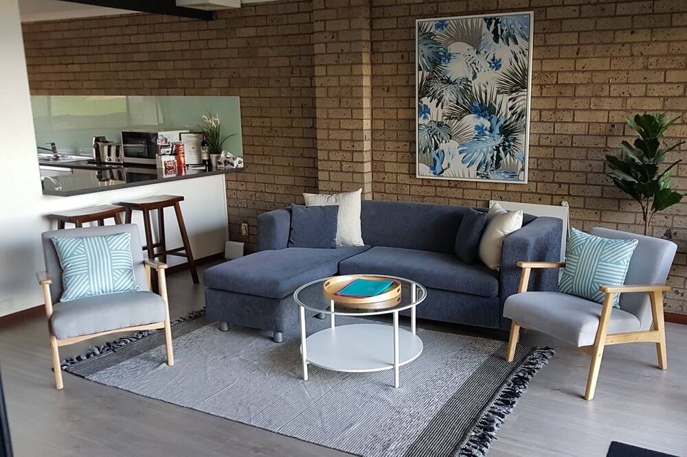 Photo of Livingroom in Batehaven