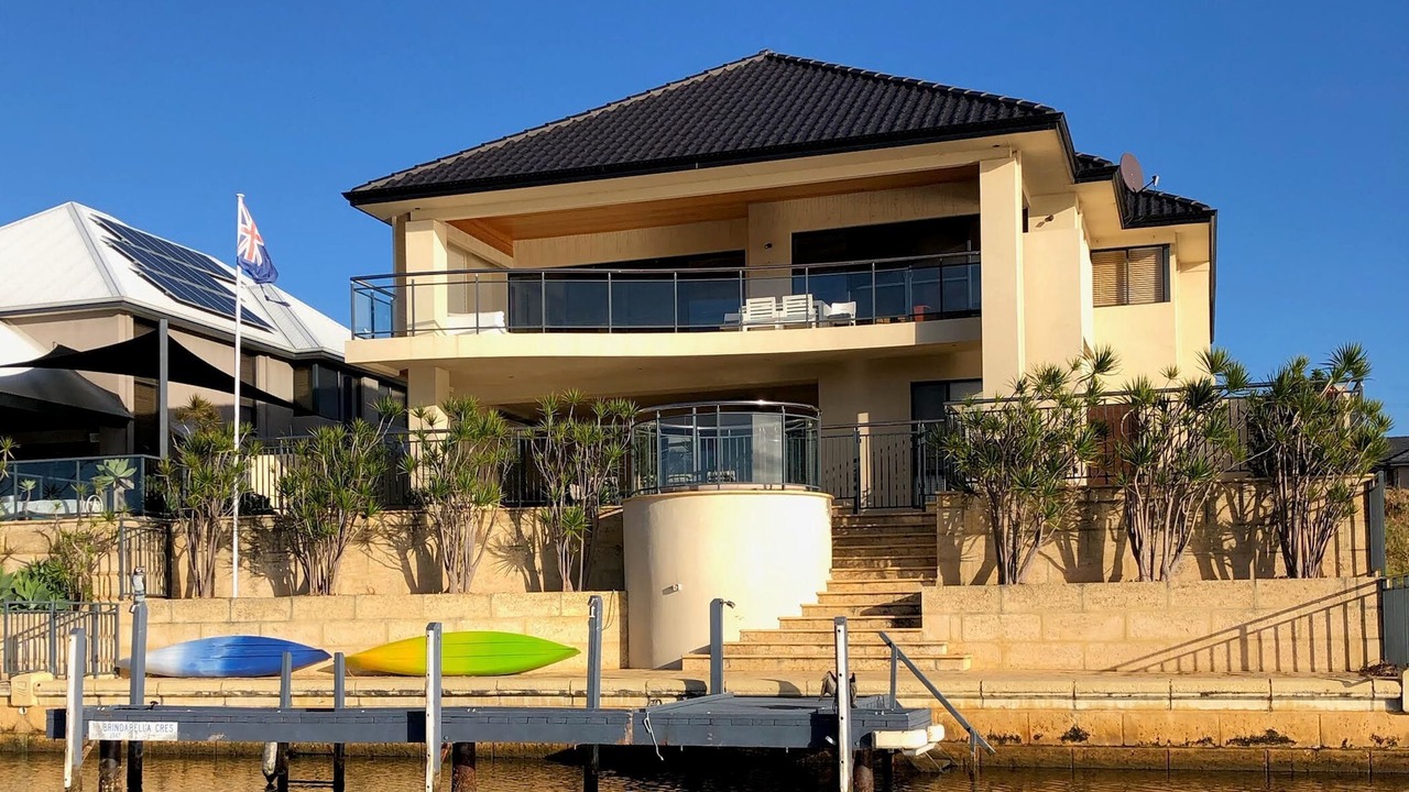 Photo of Outdoor in Halls Head