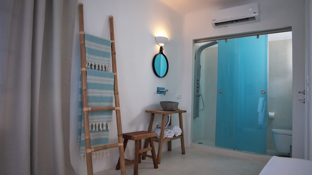 Photo of Bathroom in Agios Ioannis