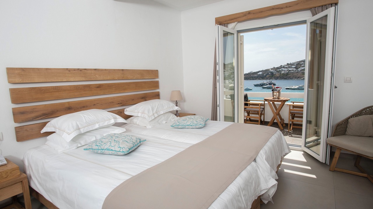 Photo of Bedroom in Platis Gialos