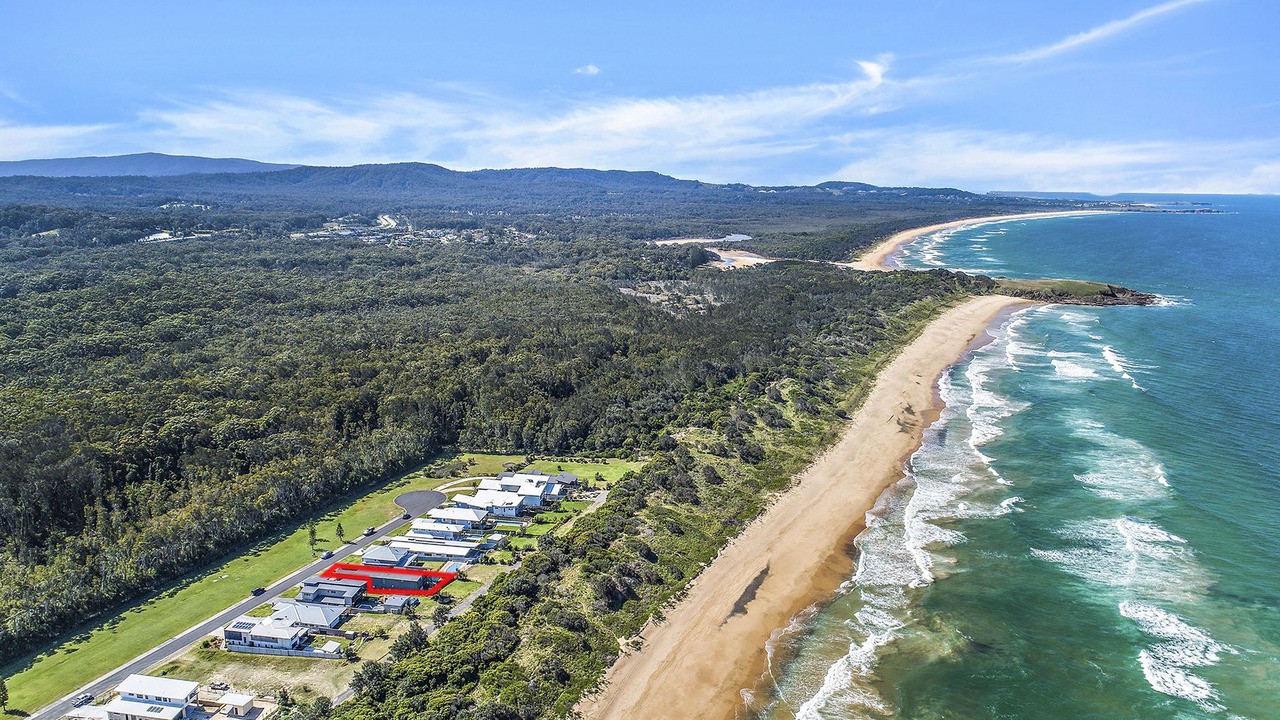 Photo of Others in Sapphire Beach