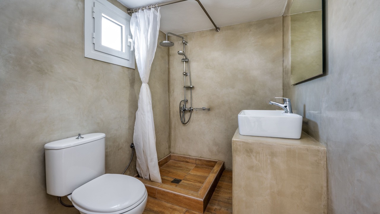Photo of Bathroom in Vothon
