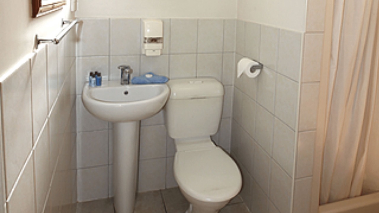 Photo of Bathroom in American River