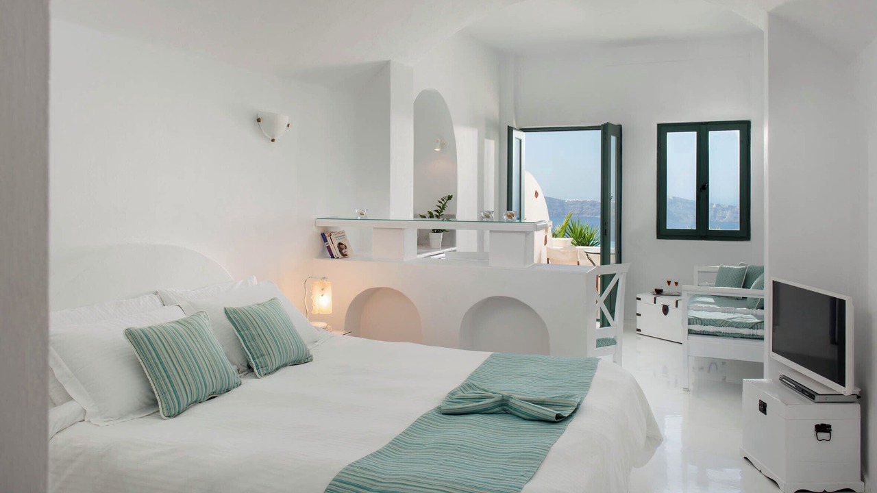 Photo of Bedroom in Imerovigli