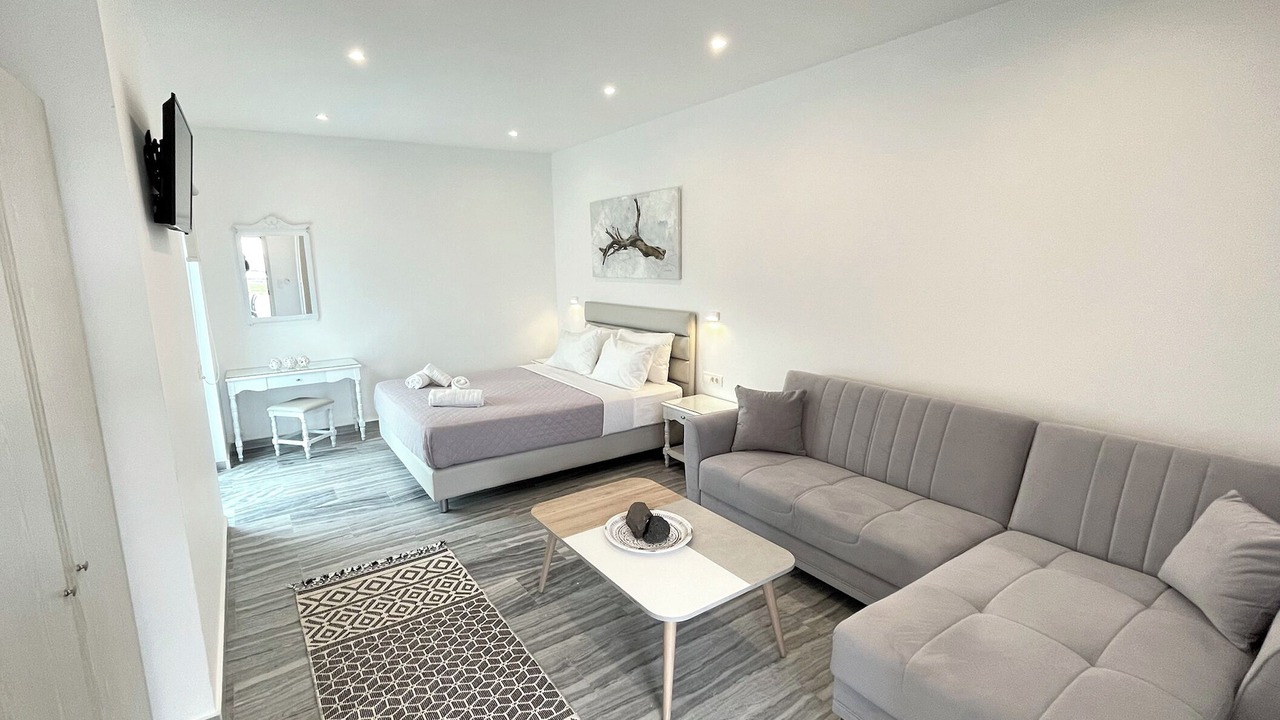 Photo of Bedroom in Monolithos