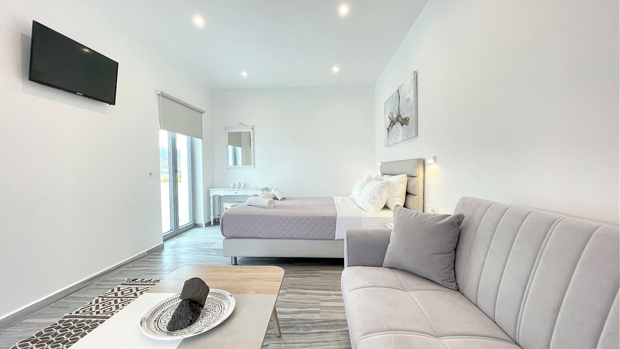 Photo of Bedroom in Monolithos