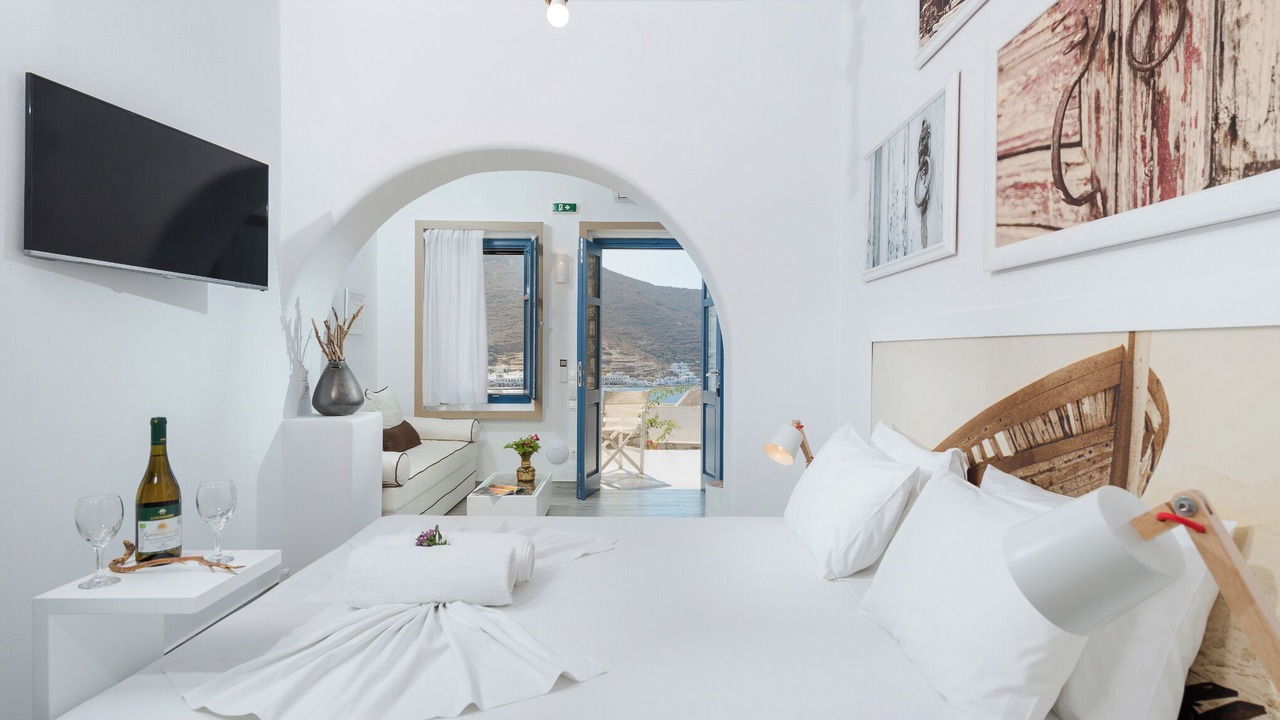 Photo of Bedroom in Katapola