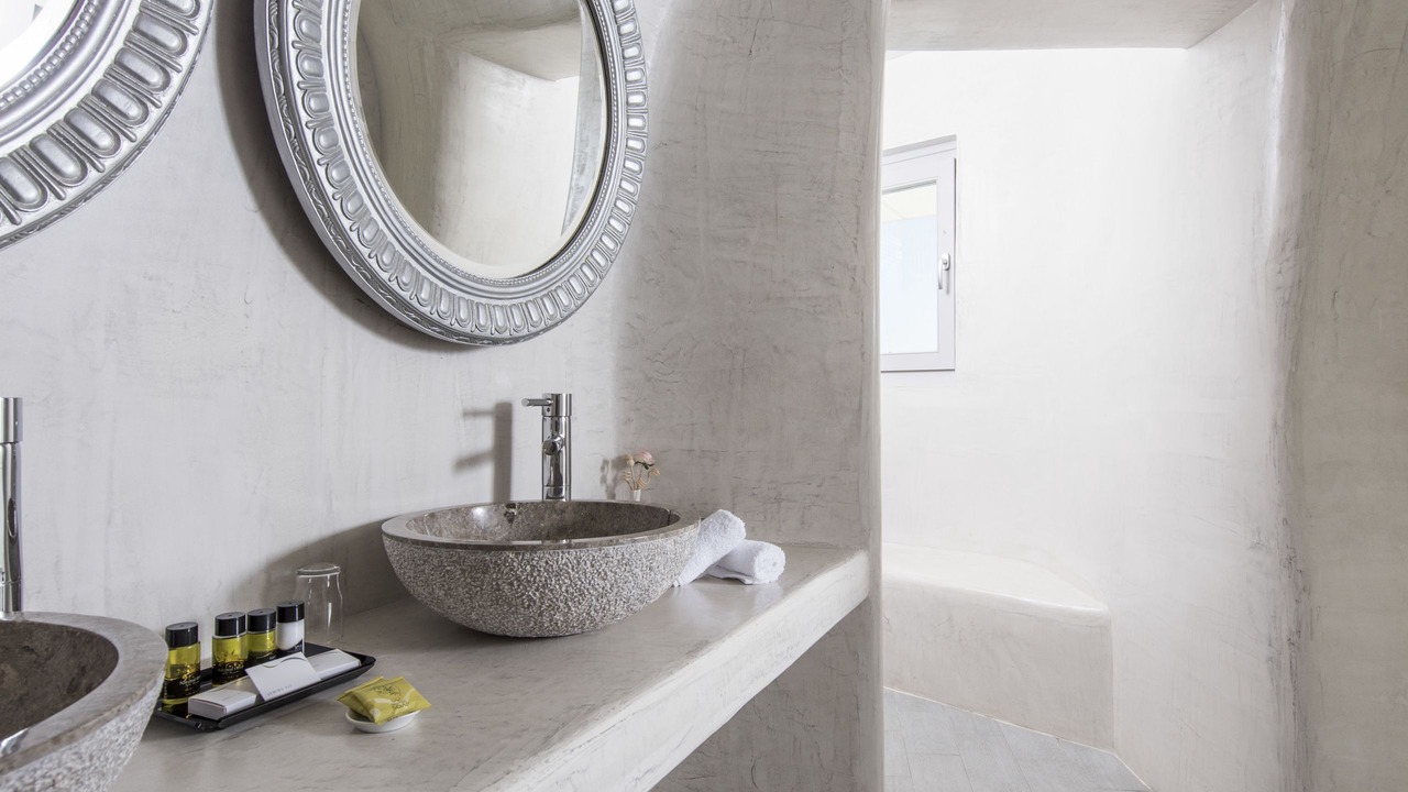 Photo of Bedroom in Oia