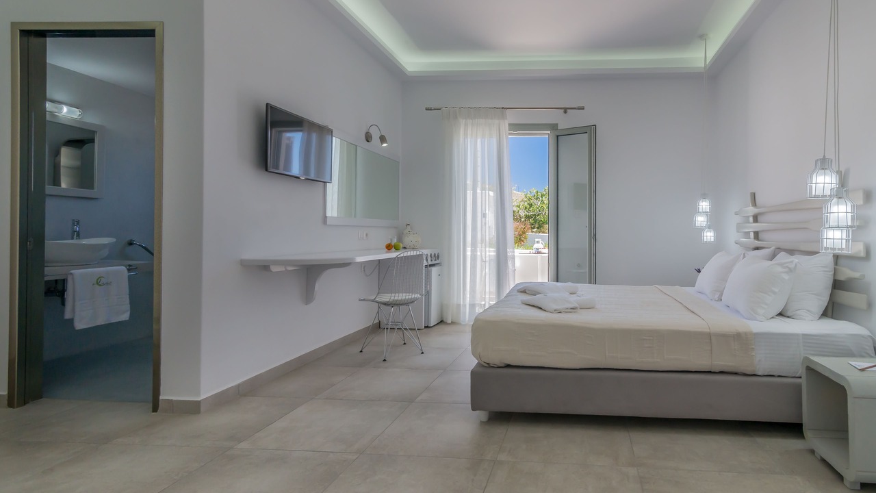 Photo of Bedroom in Adamas