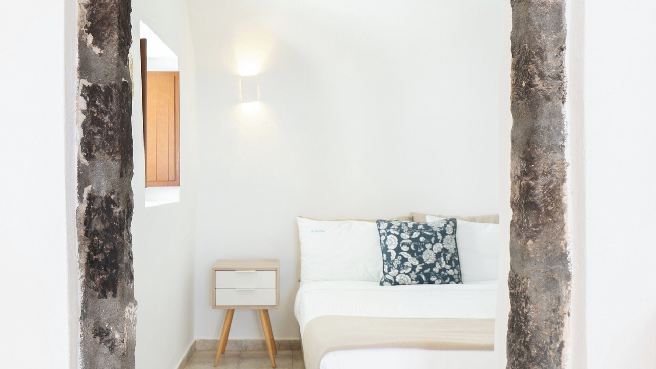 Photo of Bedroom in Imerovigli