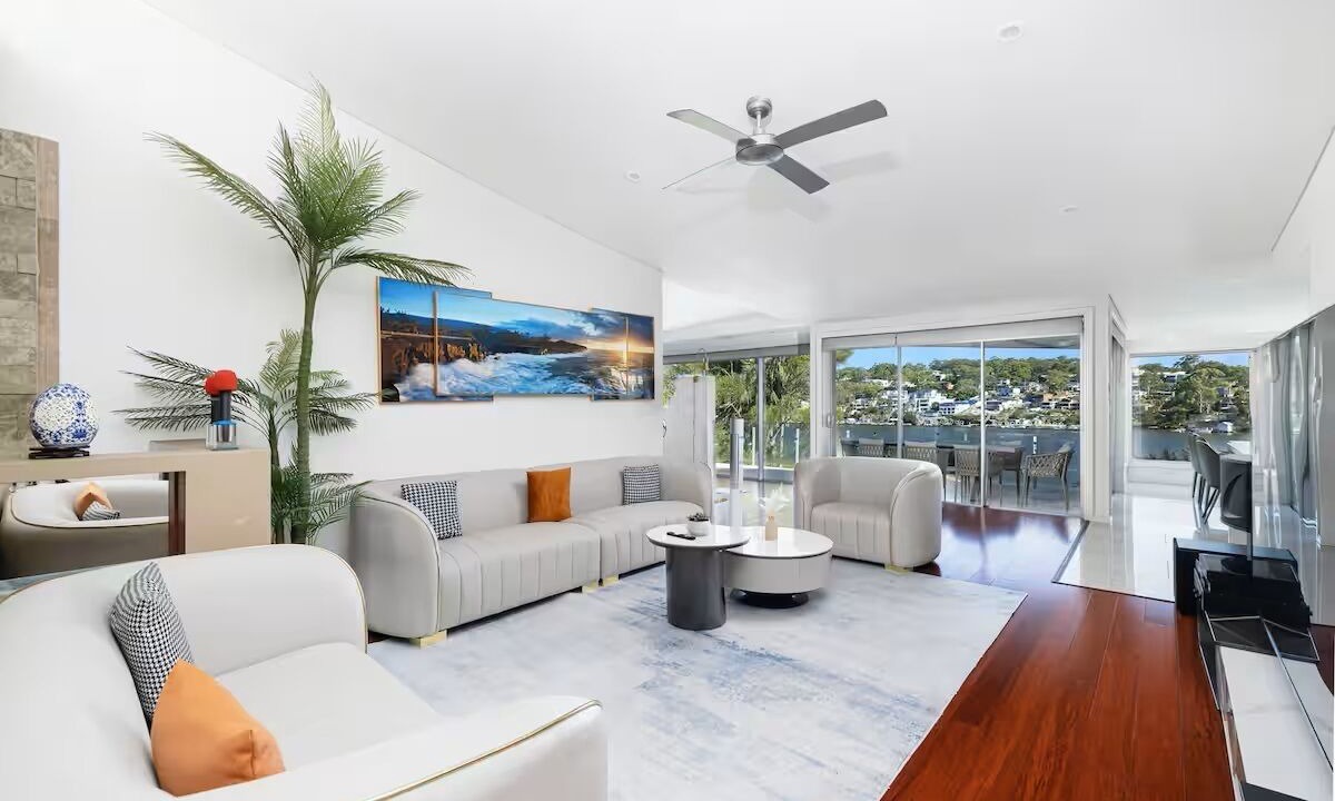 Photo of Livingroom in Oatley