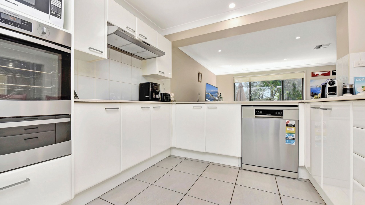Photo of Kitchen in Lake Macquarie City Council