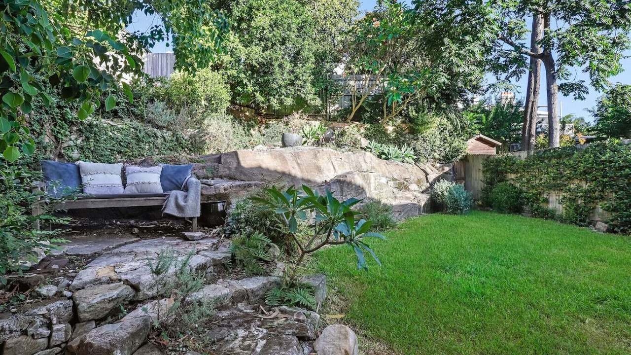 Photo of Outdoor in McMahons Point