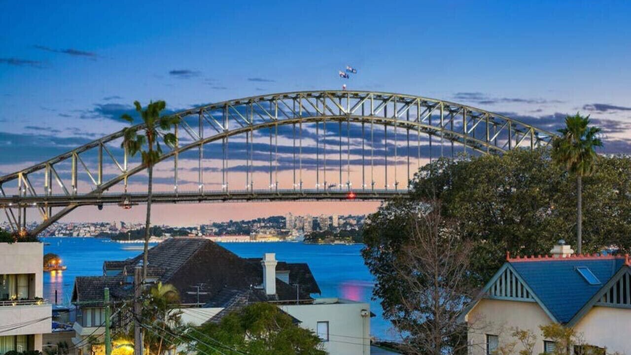 Photo of Others in McMahons Point