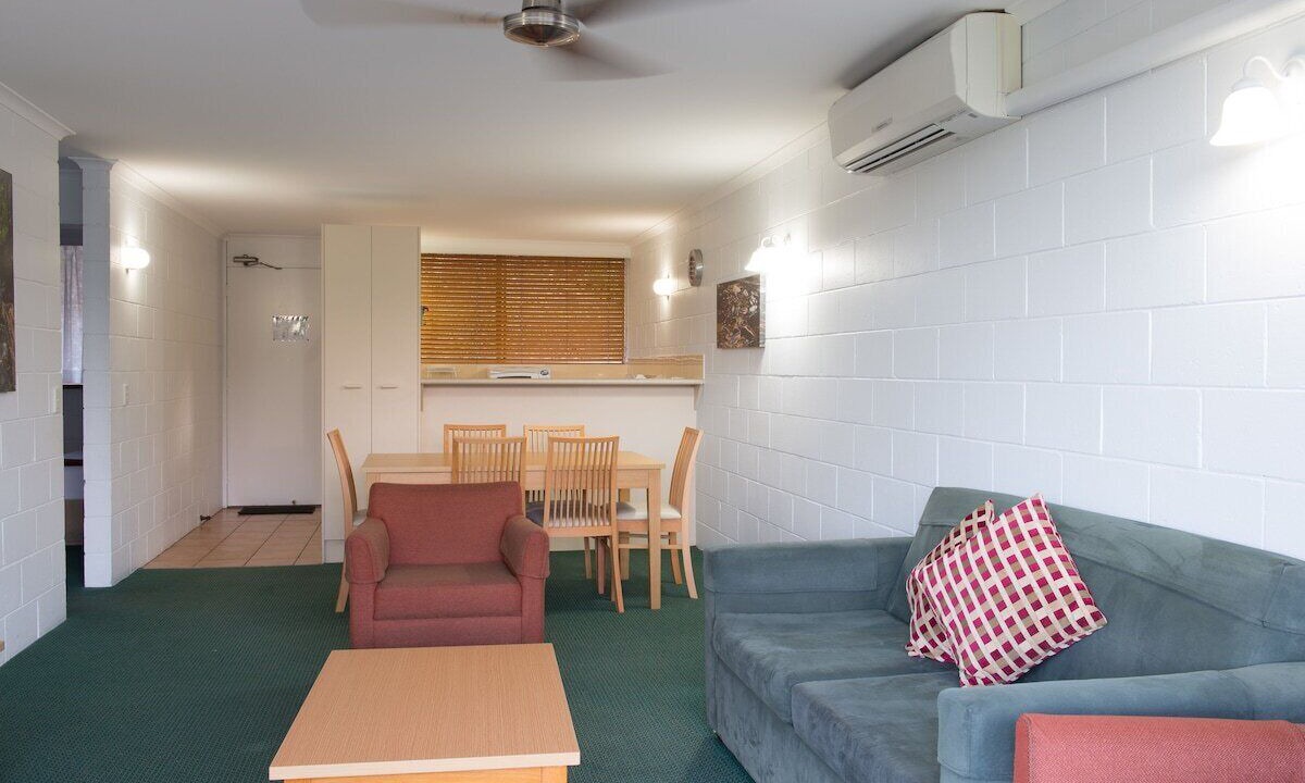 Photo of Livingroom in Advancetown