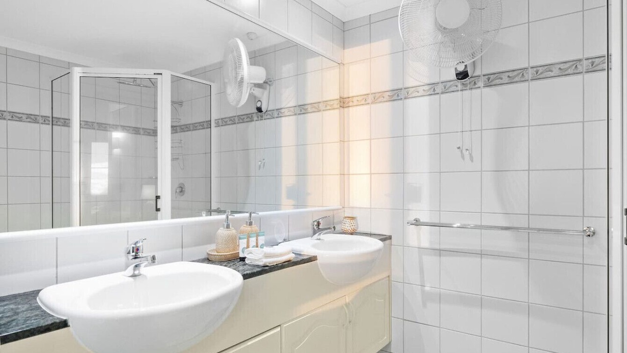 Photo of Bathroom in Cullen Bay