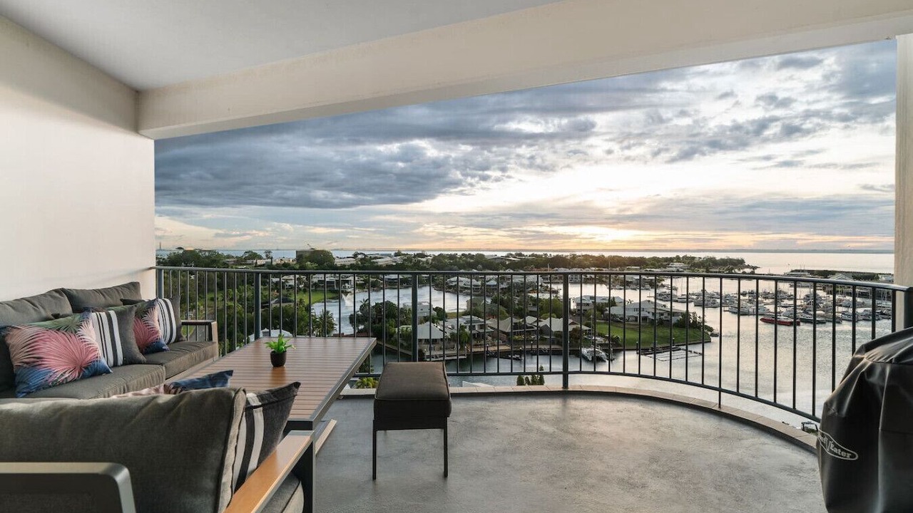 Photo of Patio Balcony in Cullen Bay