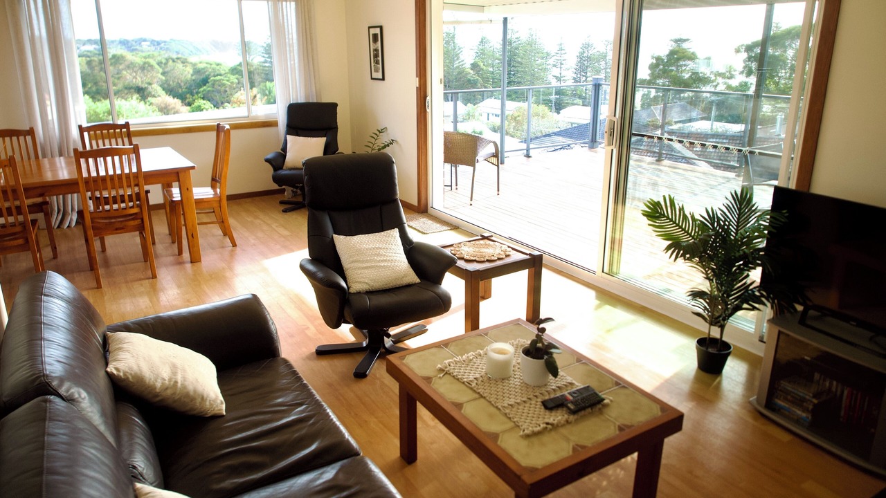 Photo of Livingroom in Black Head