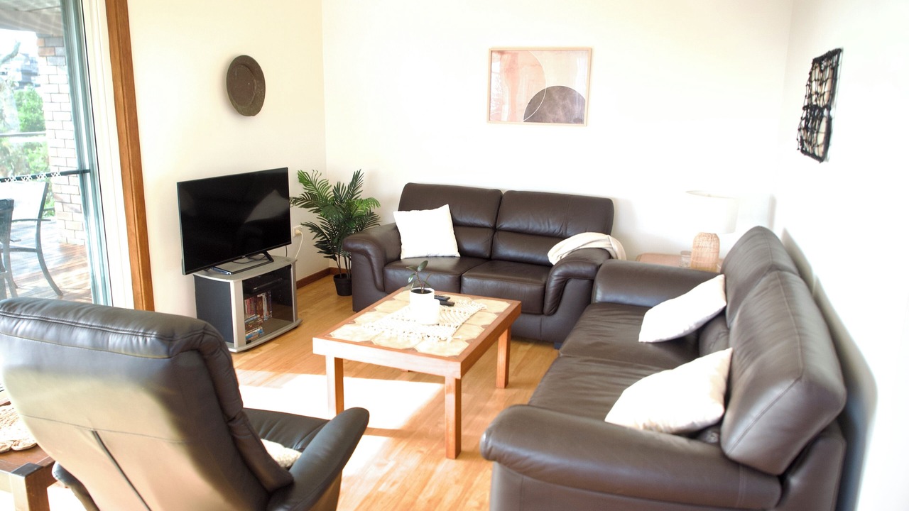 Photo of Livingroom in Black Head