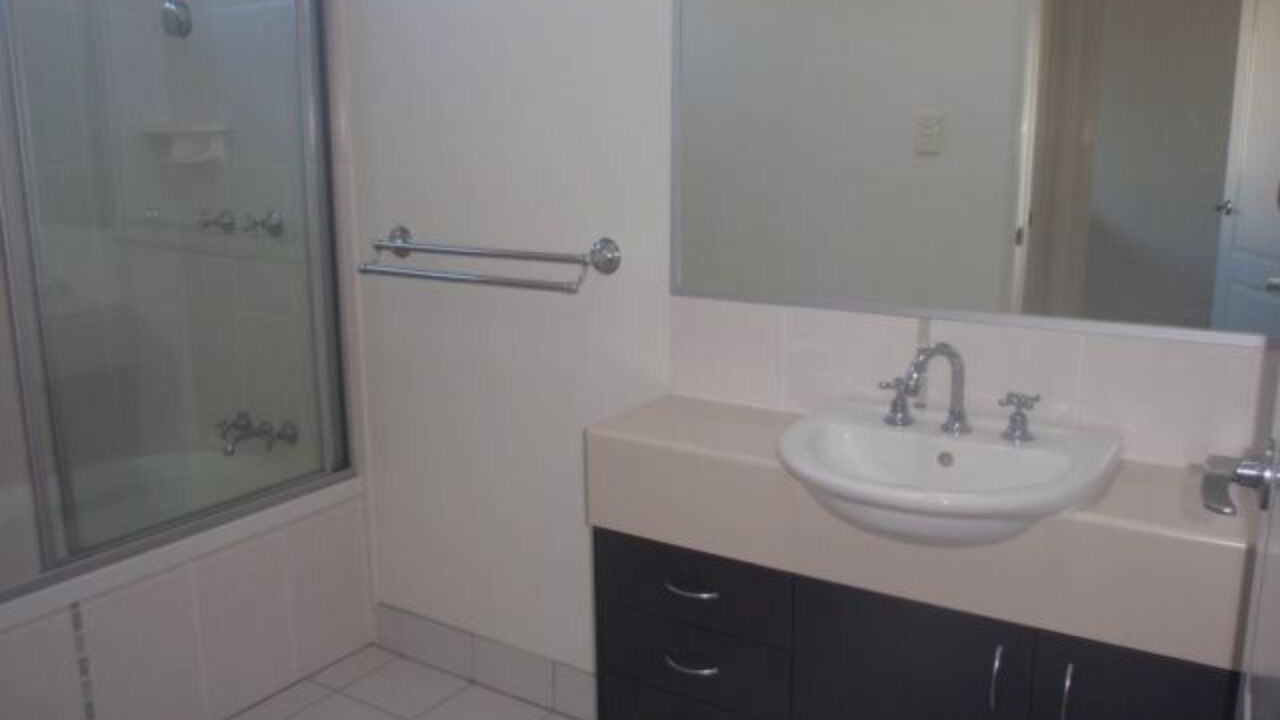 Photo of Bathroom in Emerald