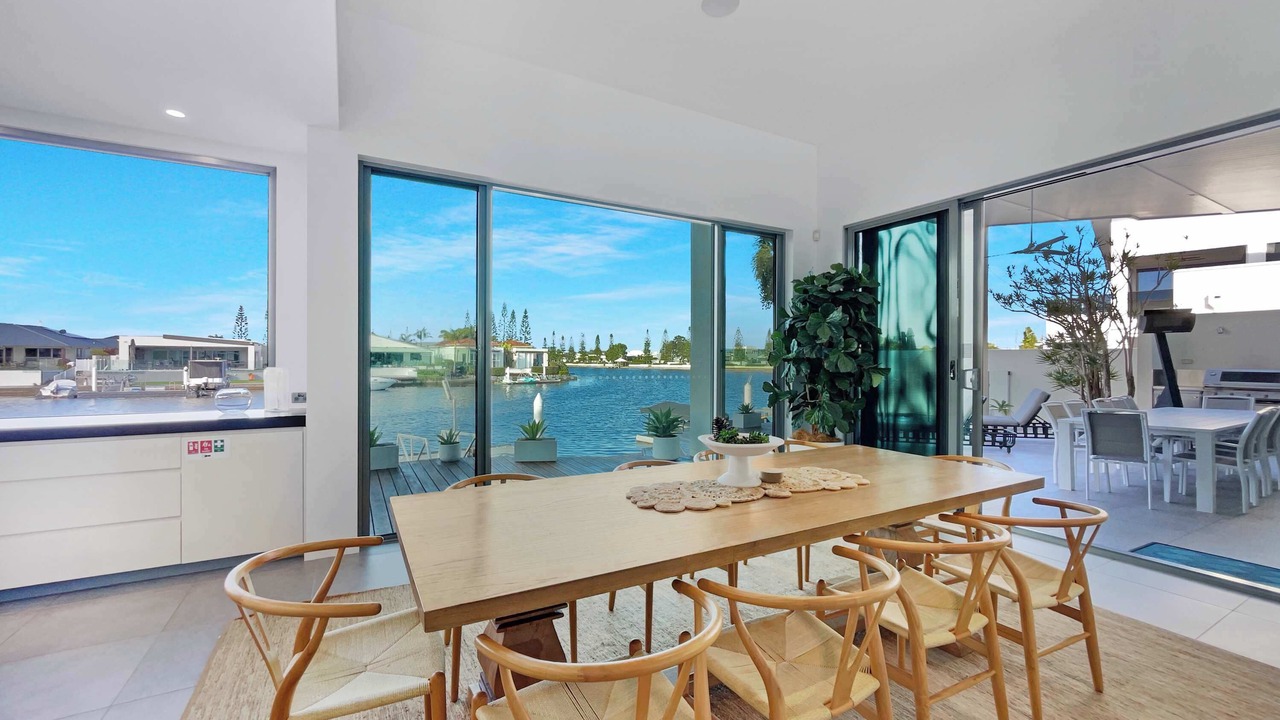 Photo of Others in Pelican Waters