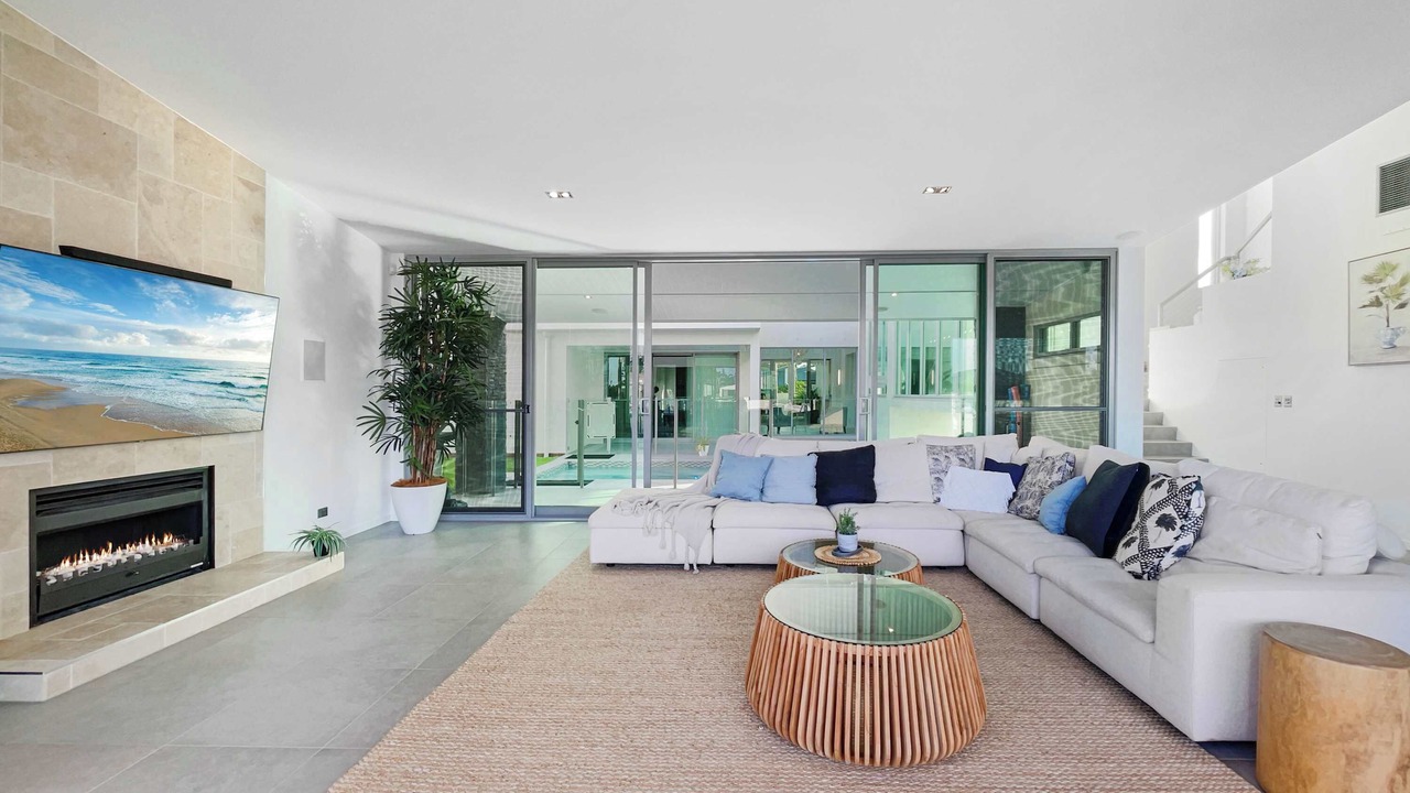 Photo of Livingroom in Pelican Waters
