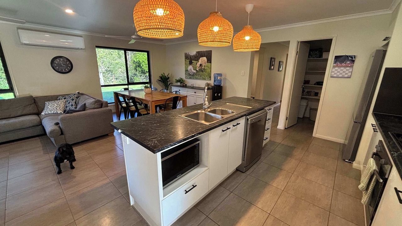 Photo of Kitchen in Elaman Creek