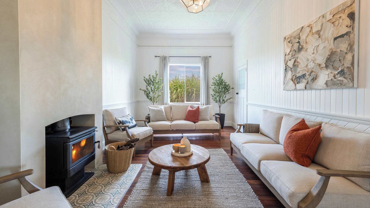 Photo of Livingroom in Chatsworth