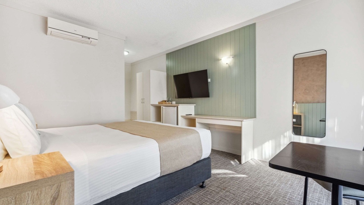 Photo of Bedroom in Glenelg