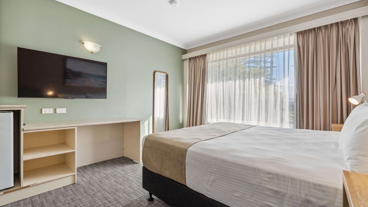 Photo of Bedroom in Glenelg