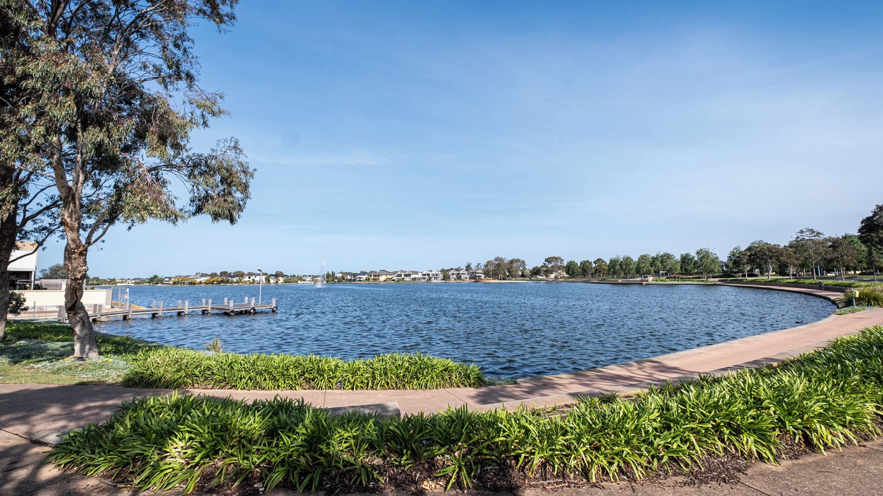 Photo of Others in Sanctuary Lakes