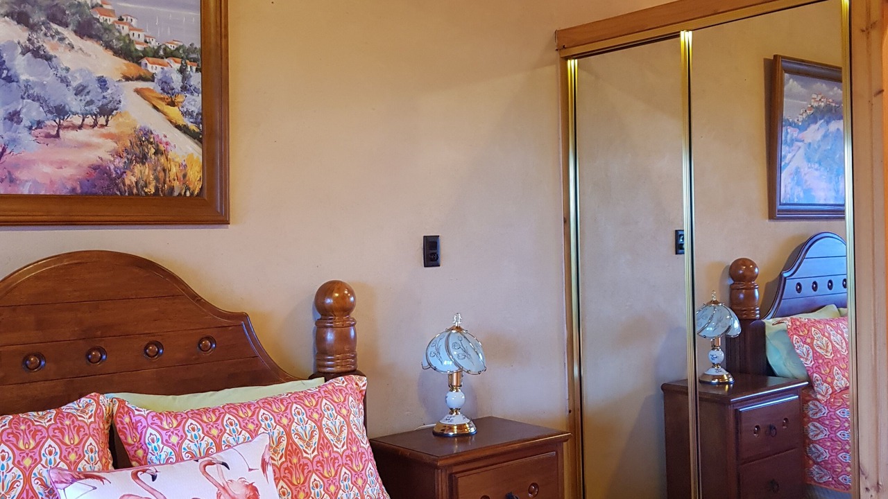 Photo of Bedroom in Mapleton