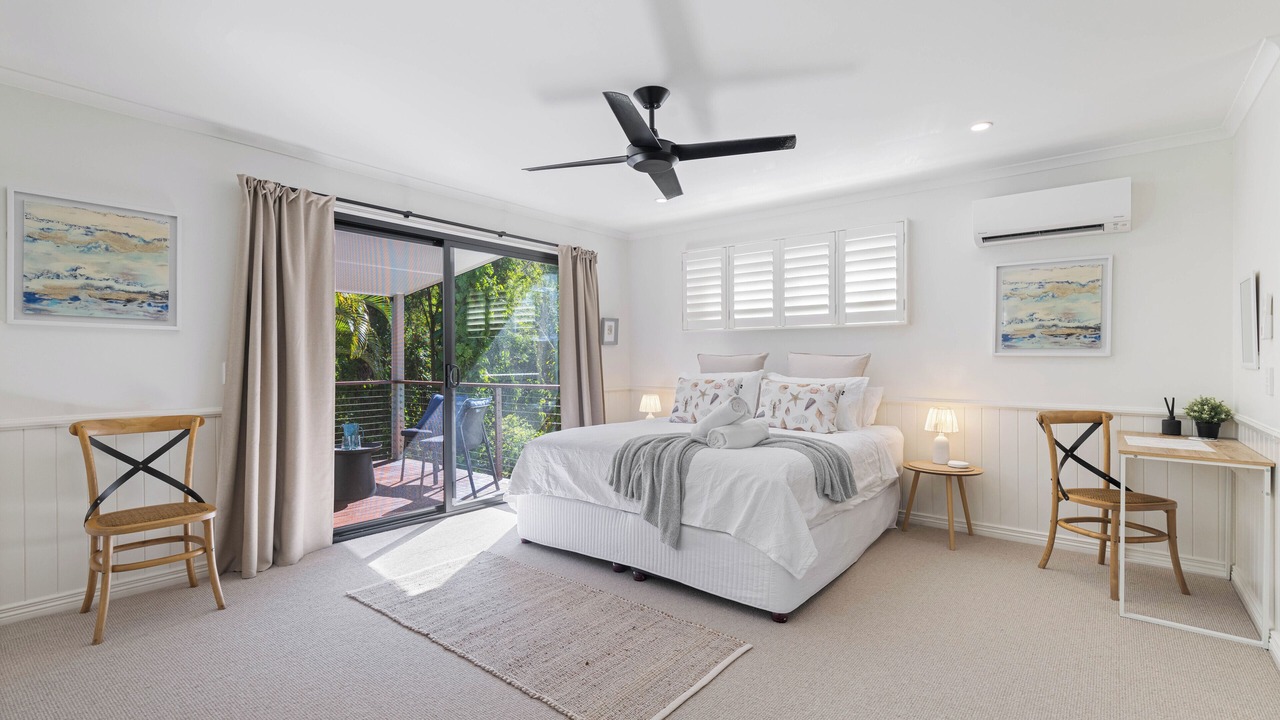 Photo of Livingroom in Cooroibah