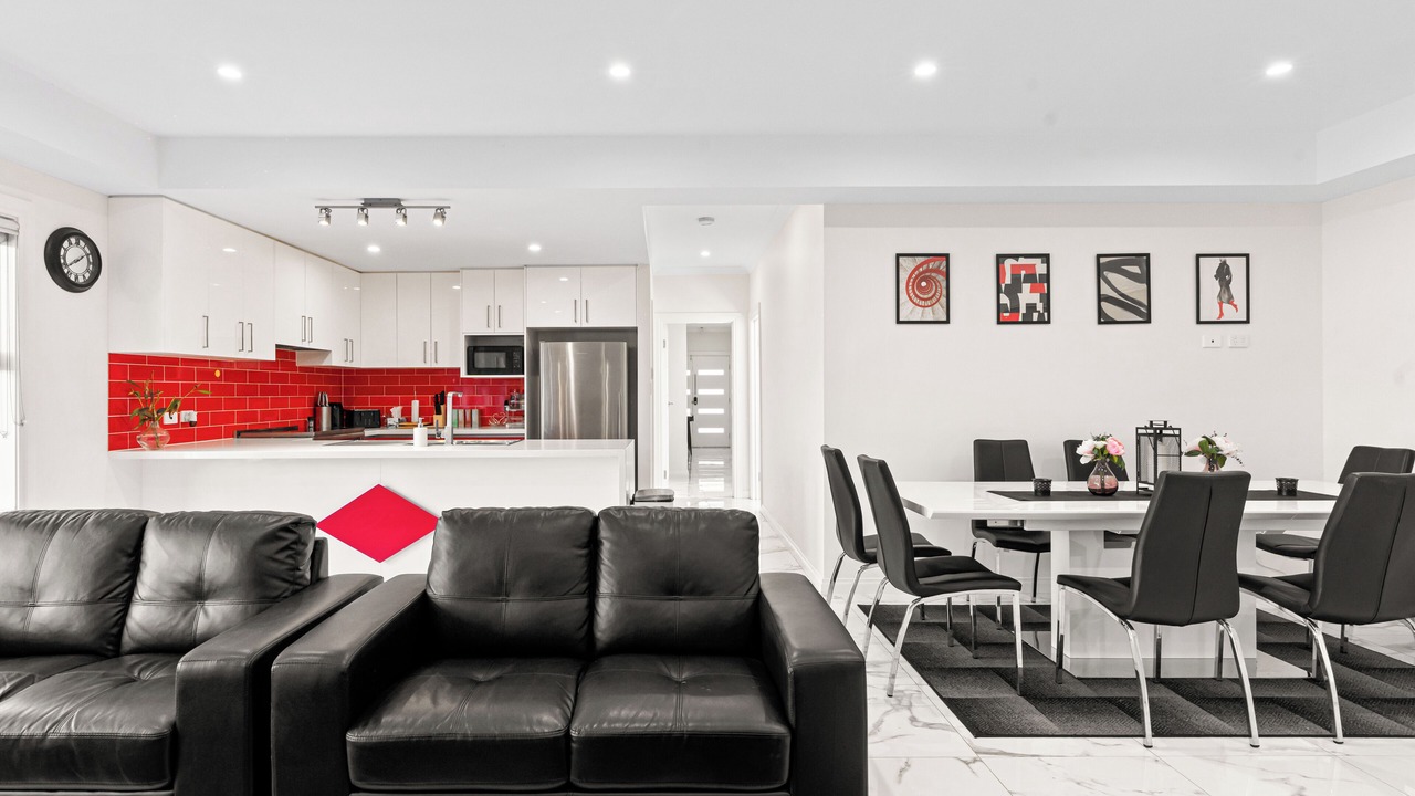 Photo of Livingroom in Clearview