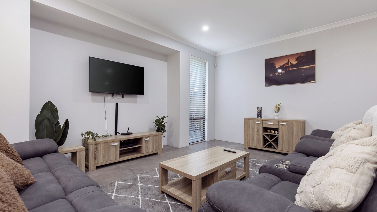 Photo of Livingroom in Dawesville