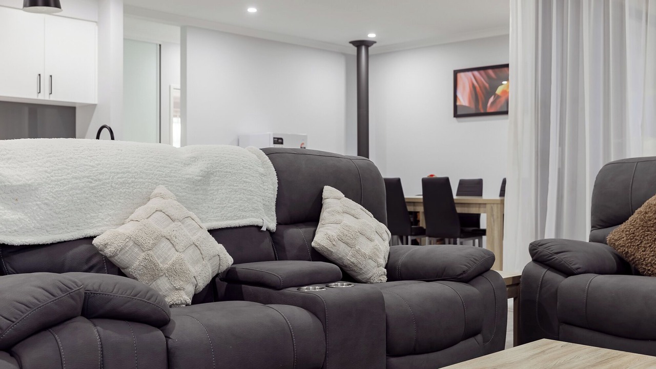Photo of Livingroom in Dawesville