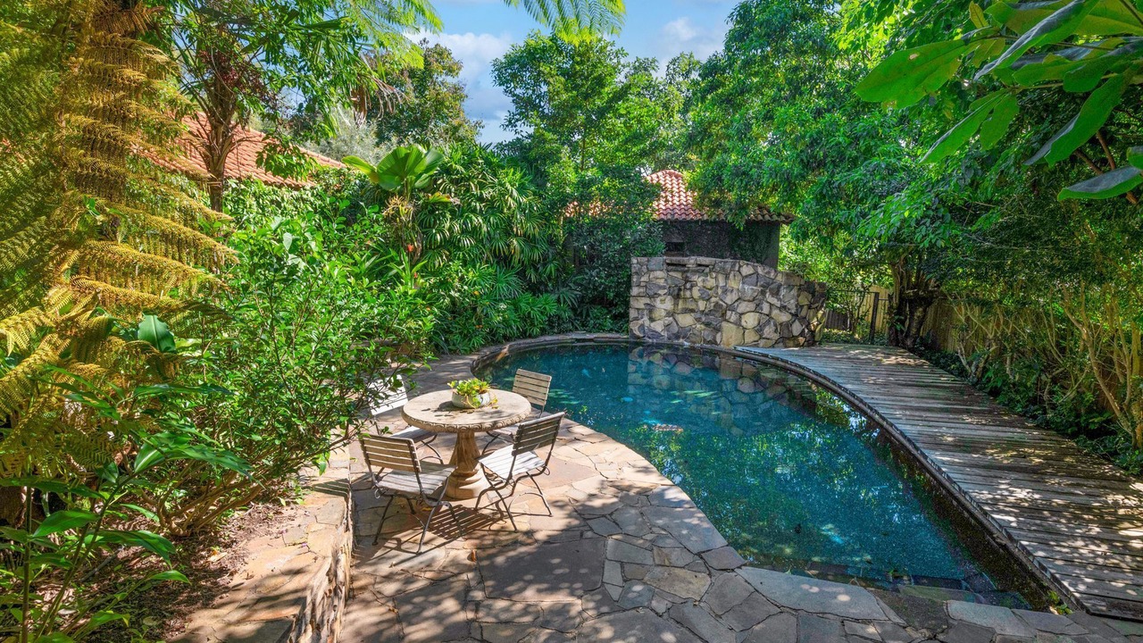 Photo of Outdoor in Freshwater