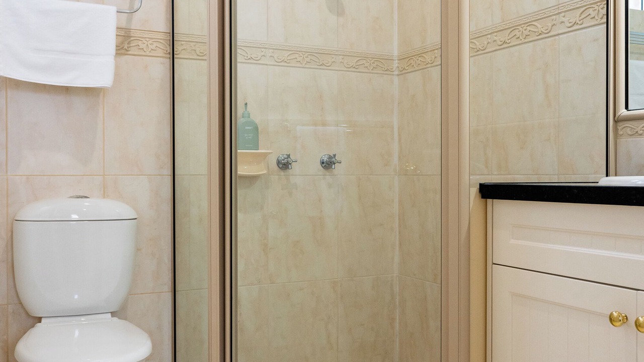 Photo of Bathroom in Ross